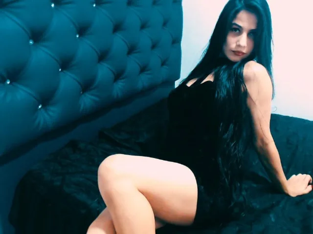 Merle camgirl live amateur webcam