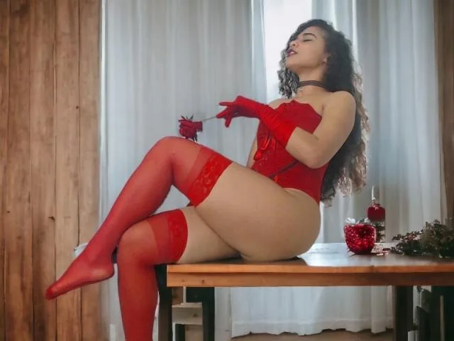 AlejandraMontana camgirl live amateur webcam