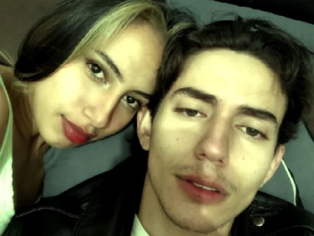 MassimoAndDakota camgirl live amateur webcam