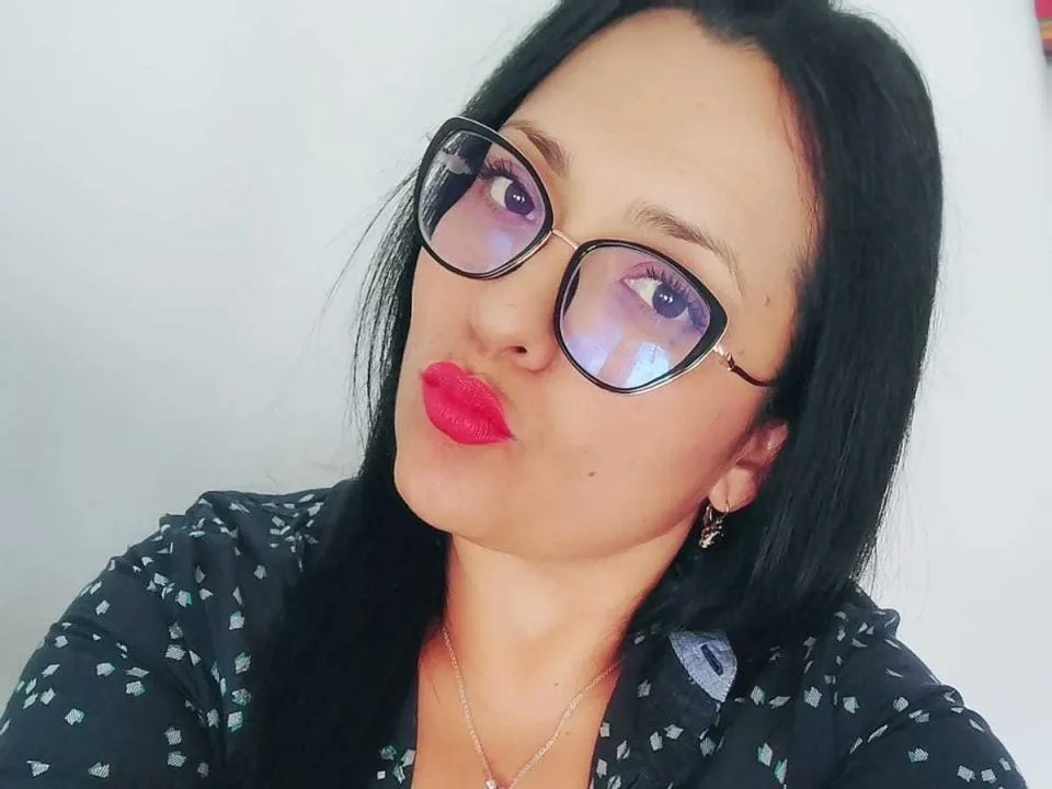 ShantalAssTits camgirl live amateur webcam
