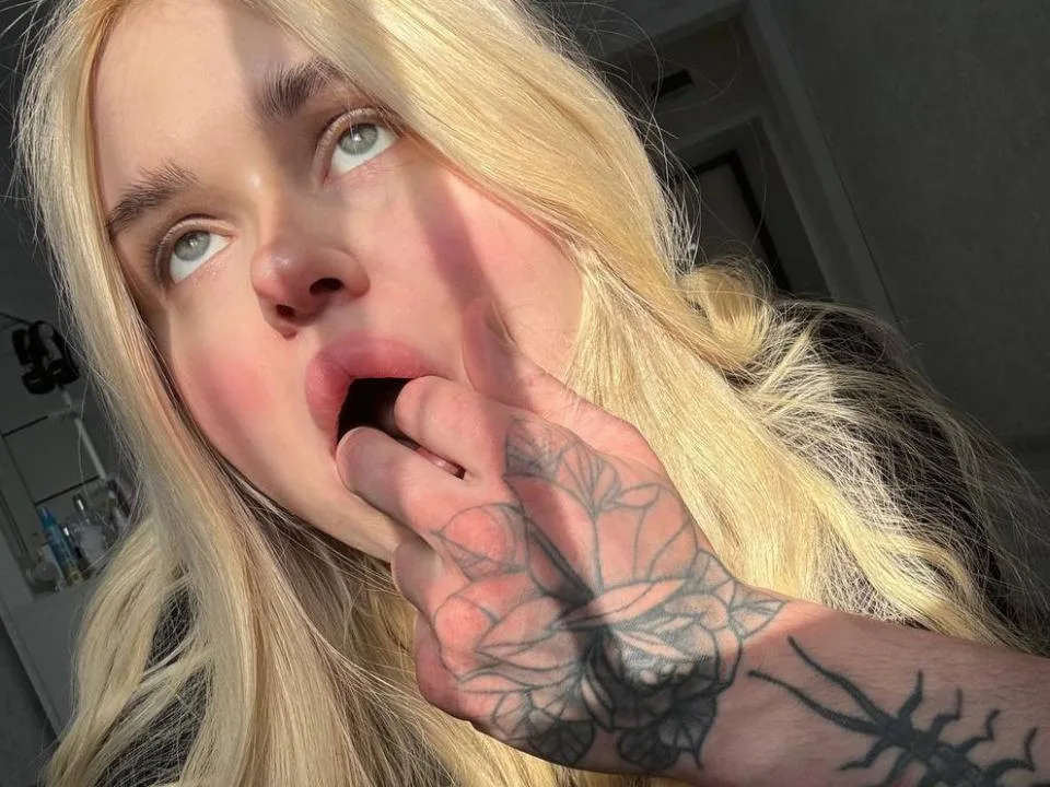 PowerHotCpl camgirl live amateur webcam