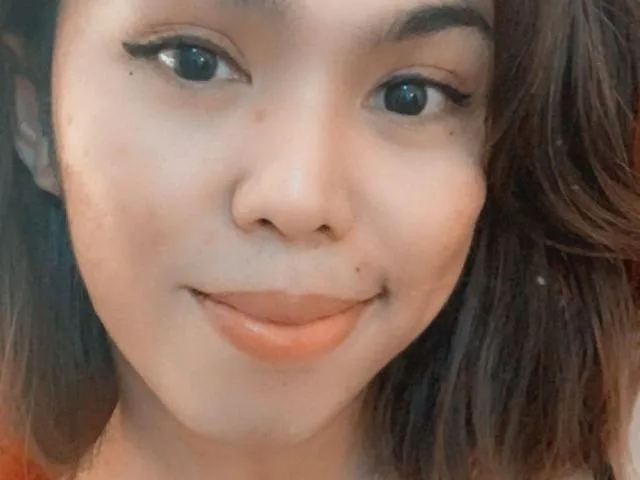 ImUrDirtyWife camgirl live amateur webcam