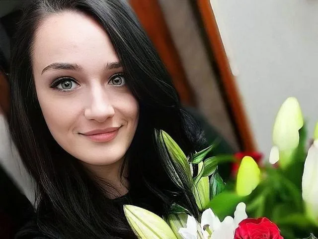 AliciaZ camgirl live amateur webcam