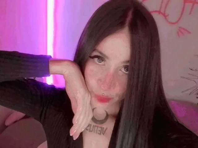 MissLorna camgirl live amateur webcam