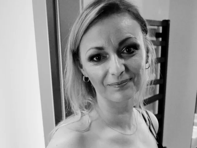VanessaCute-hot camgirl live amateur webcam