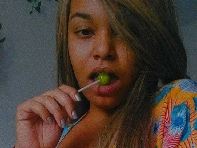 SamathaGill69 camgirl live amateur webcam