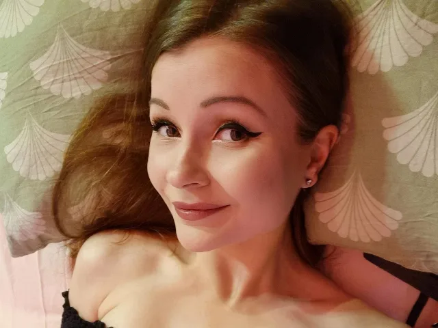 TinyEmily-hot camgirl live amateur webcam