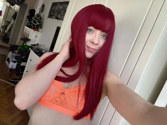 JessieFire-hot camgirl live amateur webcam