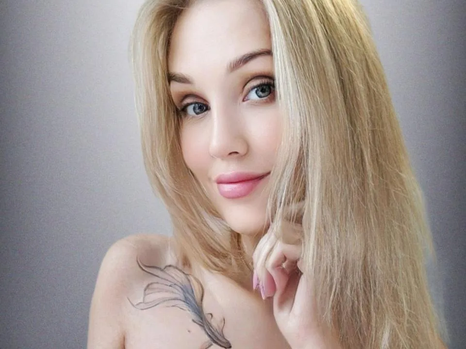 Angelovna camgirl live amateur webcam