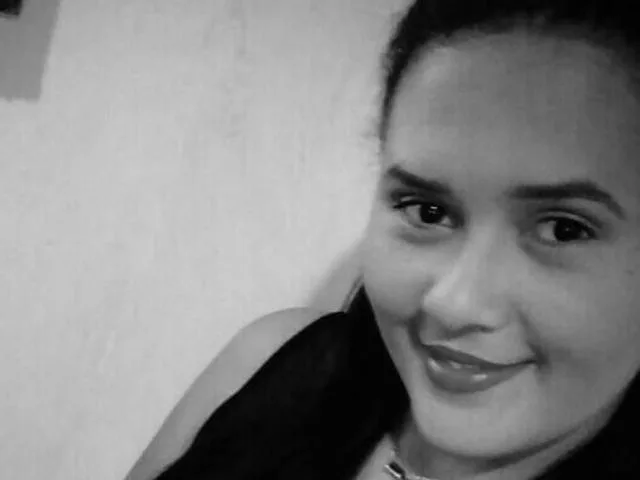 RubyLoveHot camgirl live amateur webcam
