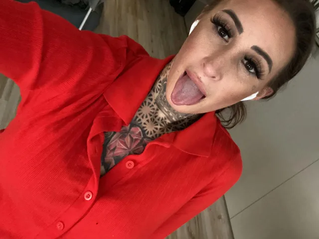 Black-Rosee-hot camgirl live amateur webcam