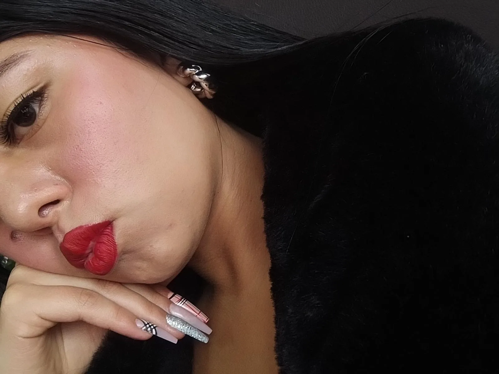 BritneyMl camgirl live amateur webcam