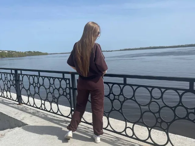 FionaSunset camgirl live amateur webcam