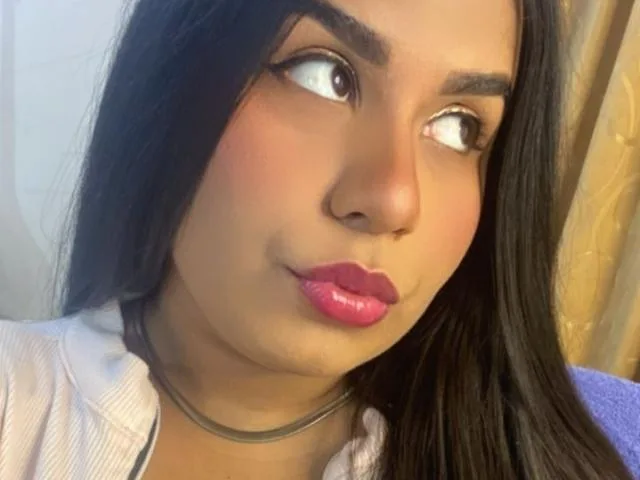 MadissonWeel camgirl live amateur webcam
