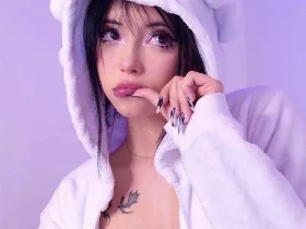 Arieyaara camgirl live amateur webcam