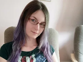 EmmaLust camgirl live amateur webcam