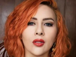 NikiiFoxy camgirl live amateur webcam