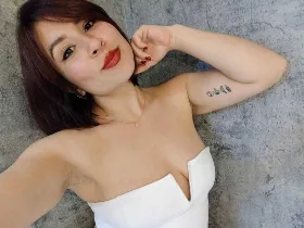 SaraKleine camgirl live amateur webcam