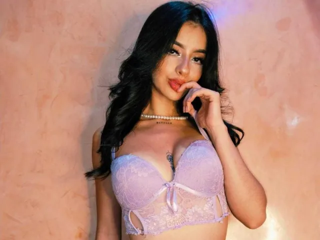 ShantalTurner camgirl live amateur webcam