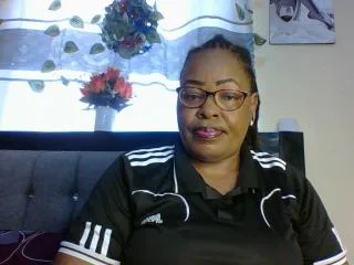 HeavyAss69 camgirl live amateur webcam
