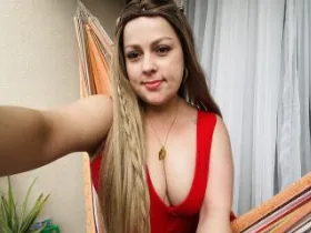 SamanthaGold camgirl live amateur webcam