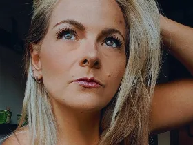 PerlaGoloza camgirl live amateur webcam