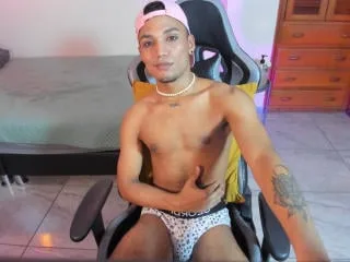 AlejoMorgan camgirl live amateur webcam