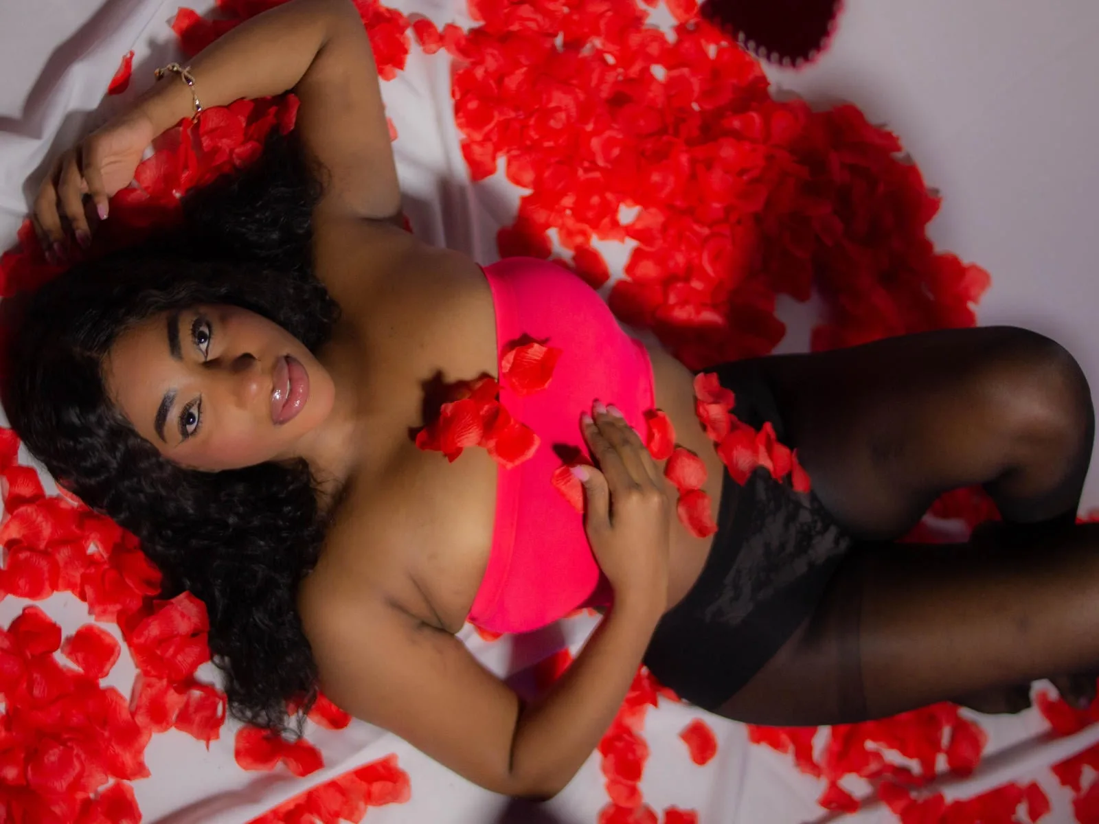 CharloteBrown camgirl live amateur webcam