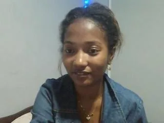 FrenchQueen camgirl live amateur webcam