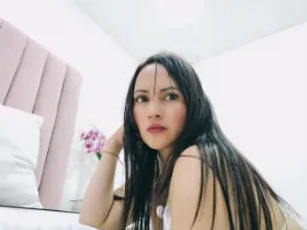 EmhilyDiaz camgirl live amateur webcam