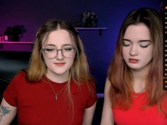 LunaLiana camgirl live amateur webcam