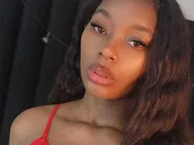 Shaaron camgirl live amateur webcam