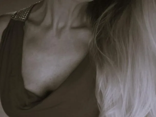 AllysonOriginal camgirl live amateur webcam
