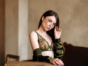 MelanieFoster camgirl live amateur webcam