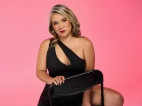CamilaNoer camgirl live amateur webcam