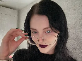 MakedaRiedell camgirl live amateur webcam