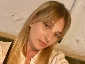 CarlaCute camgirl live amateur webcam