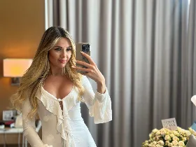 NensySafrons camgirl live amateur webcam