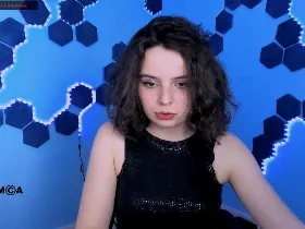 MiamMooon camgirl live amateur webcam