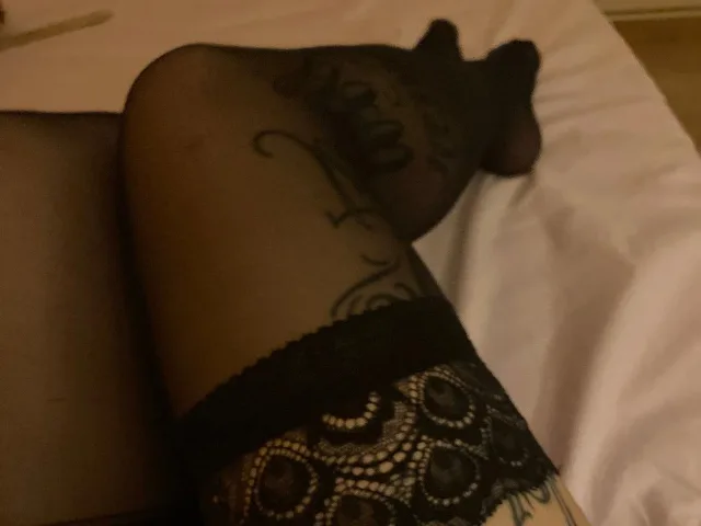 MelissaStrip-hot camgirl live amateur webcam