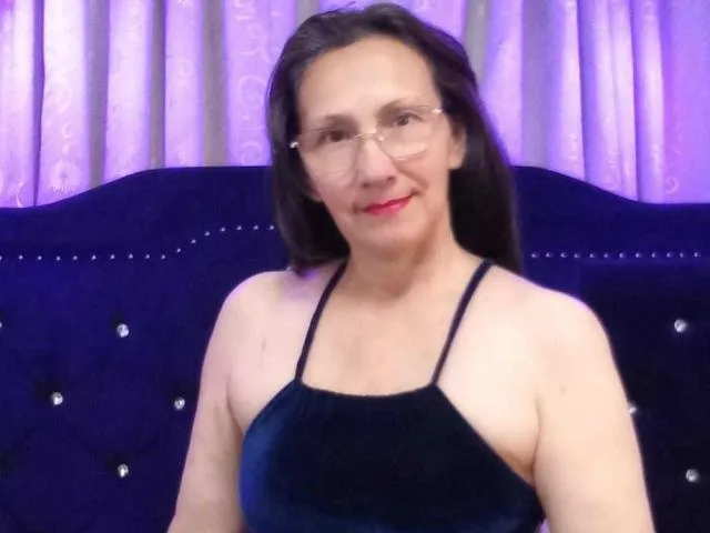 OrianaJhonson camgirl live amateur webcam