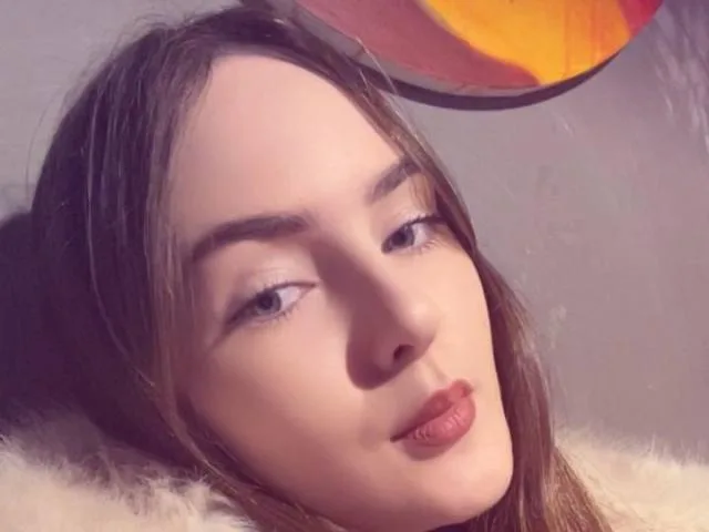 DrucillaMordini camgirl live amateur webcam