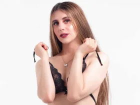 AngeliqueAnne camgirl live amateur webcam