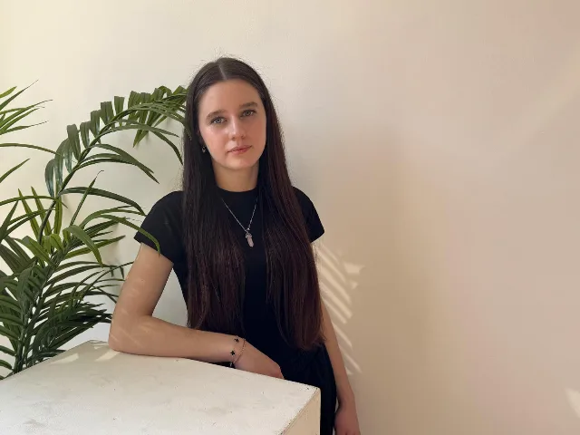 NataliKirk camgirl live amateur webcam