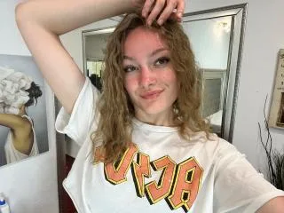 LeilaBie camgirl live amateur webcam
