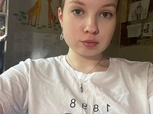 KrisEmpey camgirl live amateur webcam
