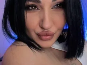 BoobZillaa camgirl live amateur webcam