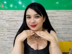 RiniDiva camgirl live amateur webcam