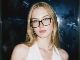 Viloriia camgirl live amateur webcam