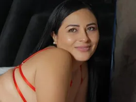MatureeDesiree camgirl live amateur webcam